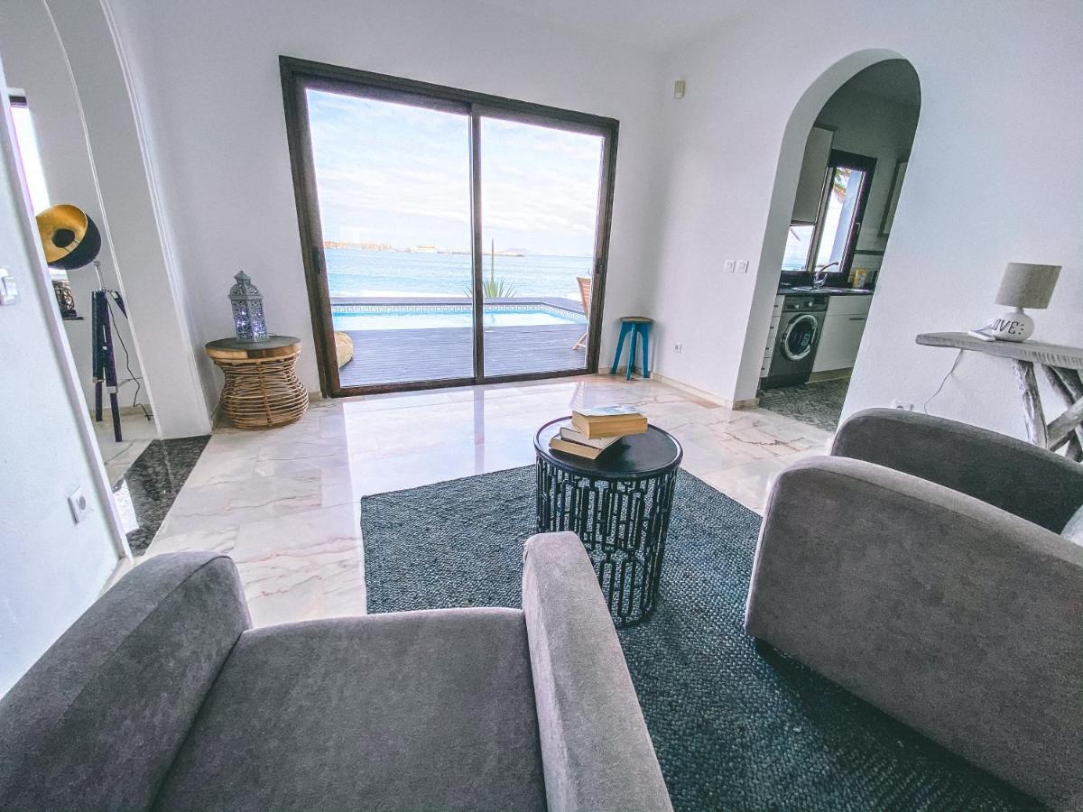 Villa Los Flamencos By Veaco- Beachfront & Pool Corralejo Kültér fotó